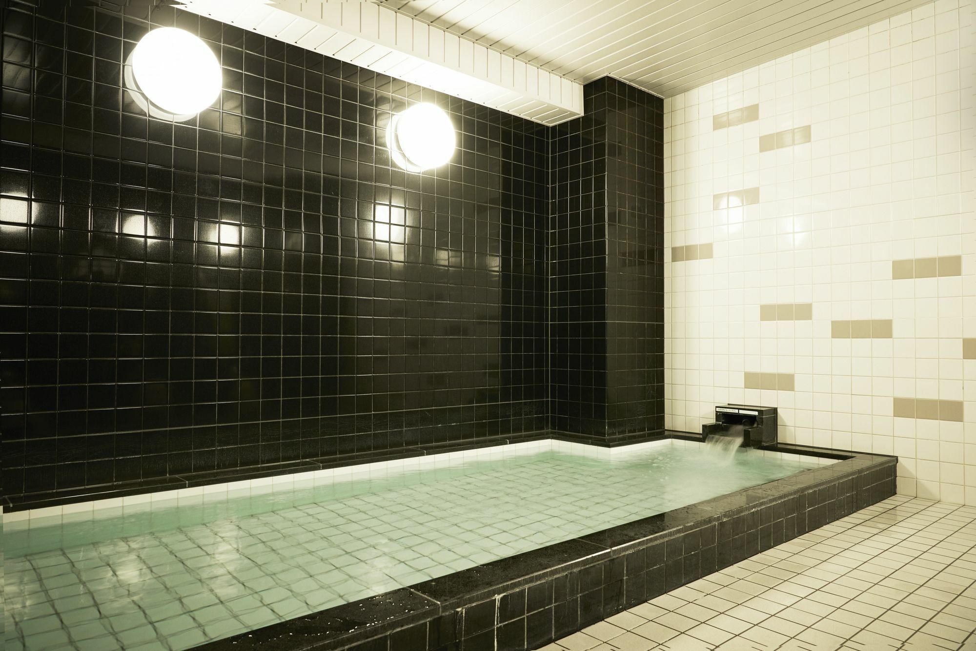 First Cabin Akihabara Showa-Dori Tokio Zewnętrze zdjęcie