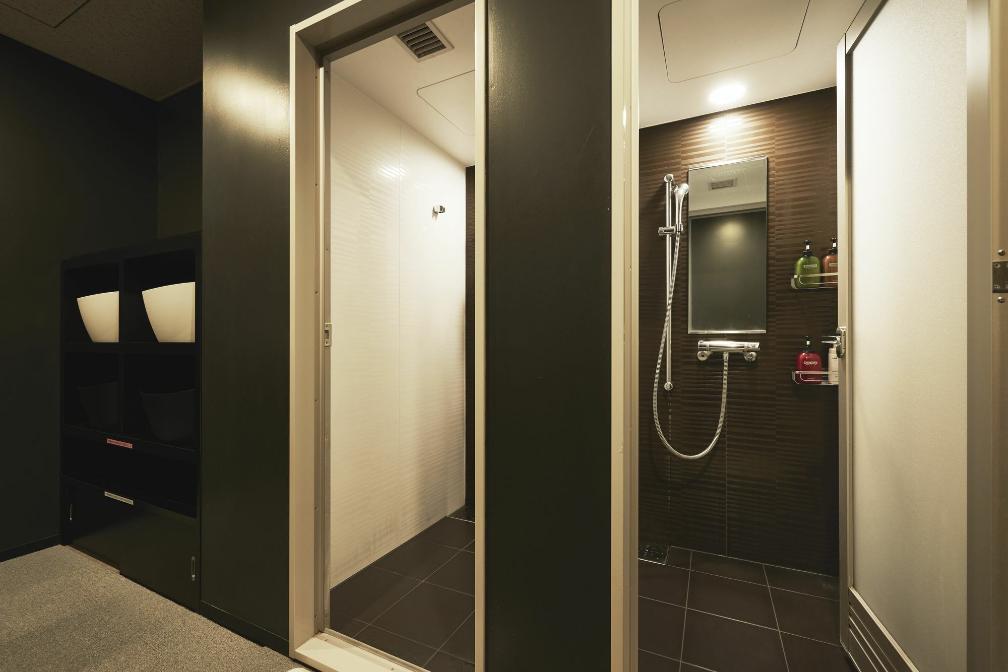 First Cabin Akihabara Showa-Dori Tokio Zewnętrze zdjęcie